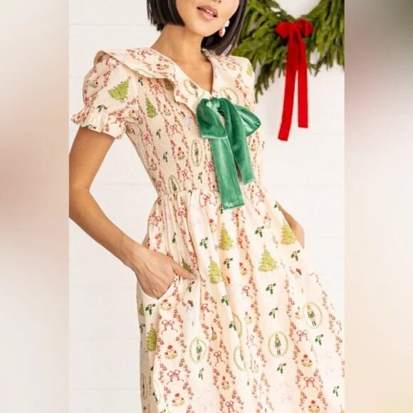 Ivy City Co Yuletide dress - Picture 3 of 10